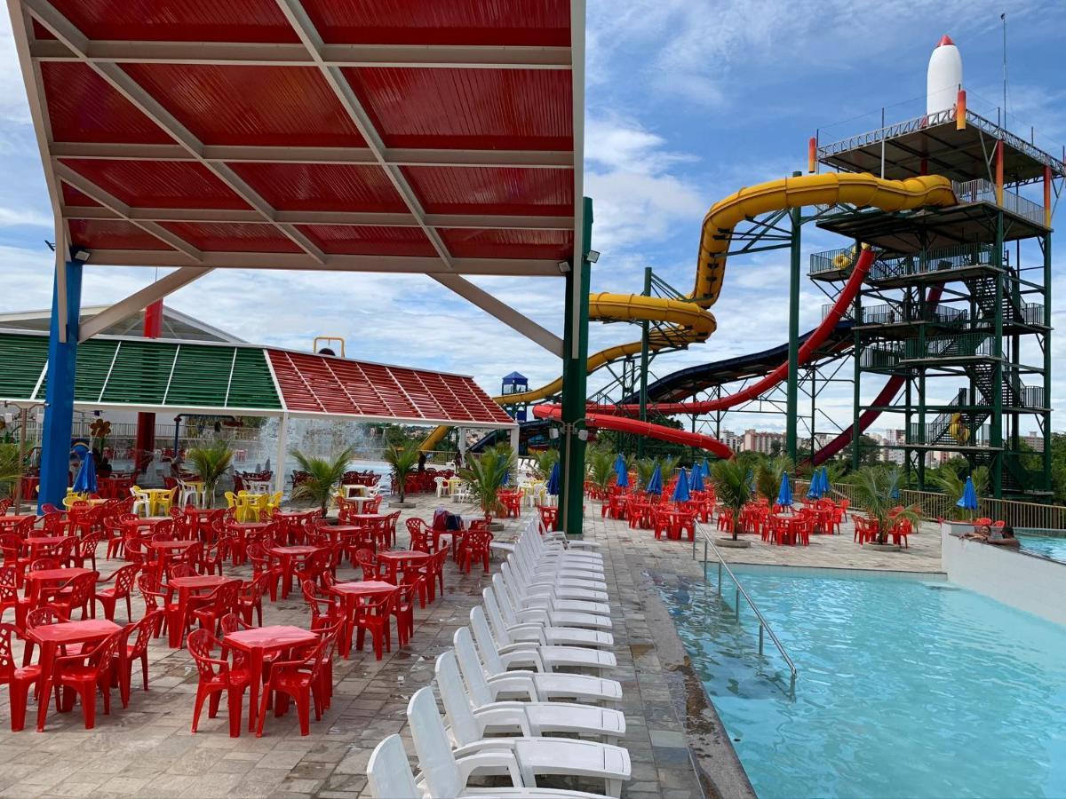 Апартаменти Piazza Diroma C/ Acqua Park - Viaggio Locacoes Por Temporada Калдас-Новас Екстер'єр фото